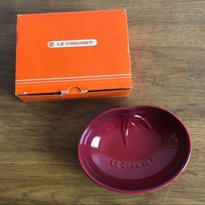 NWT Le Creuset Small Tomato Dish Cherry Cerise